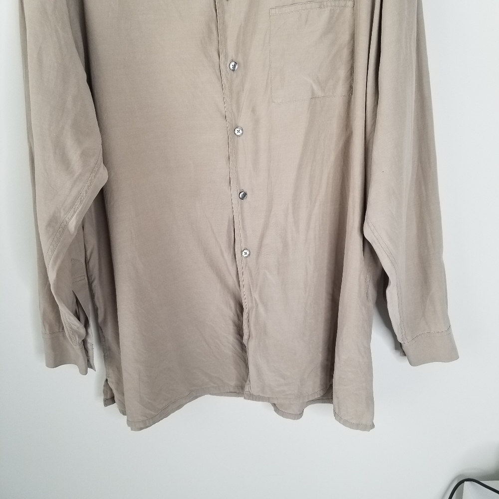 Perry Ellis Silk Blend Long Sleeve Button Down Tan/Beige Shirt Size XL - Picture 2 of 10